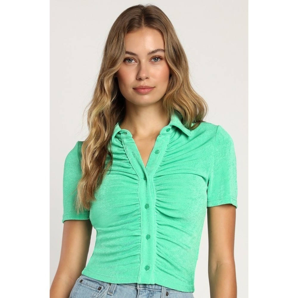 Lulus Ruche Decision Green Ruched Short Sleeve Button-up Collared Top - Size S